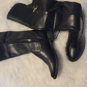 New Black boots for winter are a night out